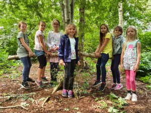 Ausflug in den Wald Klassen 2a+b
19.07.2021